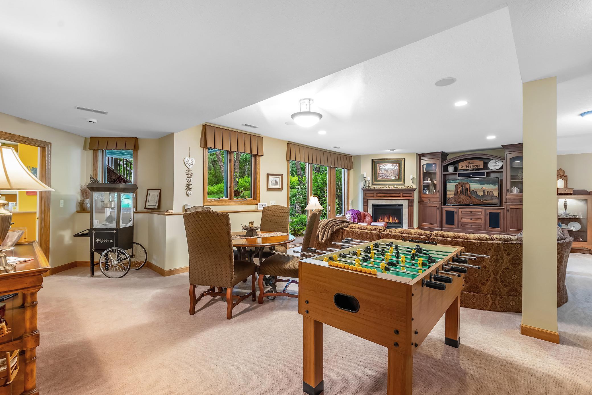 Stillwater, Minnesota, 55082, United States, 6 Bedrooms Bedrooms, ,5 BathroomsBathrooms,Residential,Active,2012206