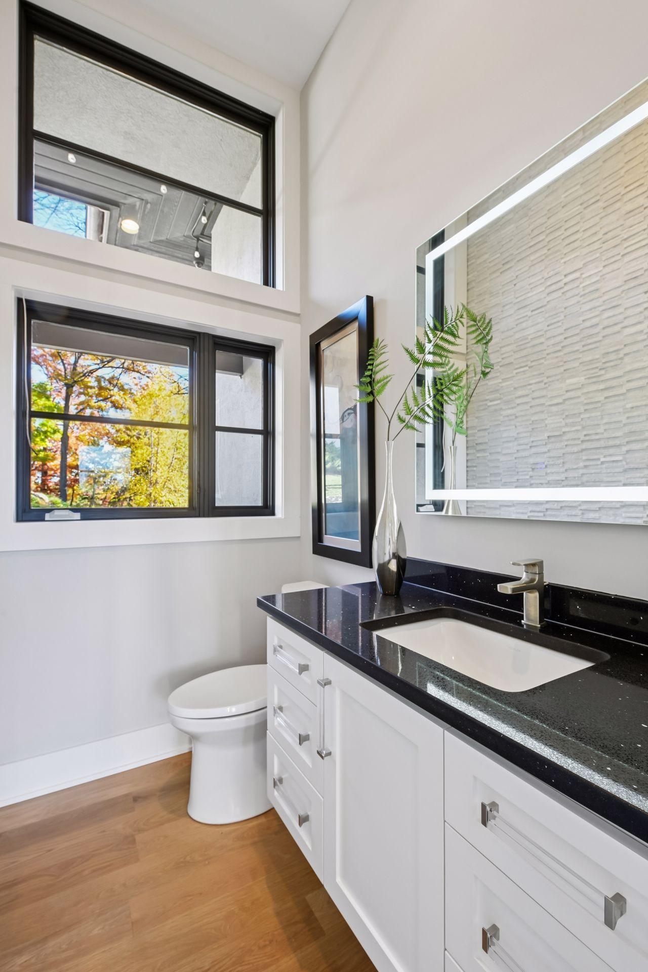 Minneapolis, Minnesota, 55439, United States, 5 Bedrooms Bedrooms, ,6 BathroomsBathrooms,Residential,Active,1987211