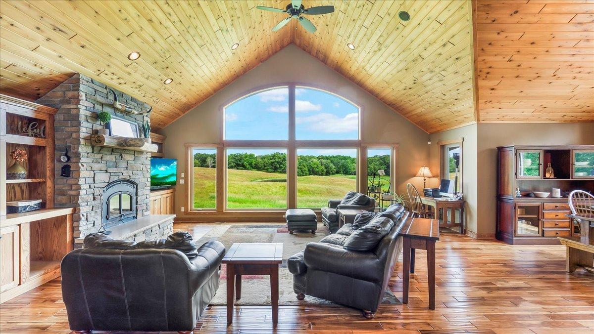 Long Prairie, Minnesota, 56347, United States, 5 Bedrooms Bedrooms, ,4 BathroomsBathrooms,Residential,Active,1952985