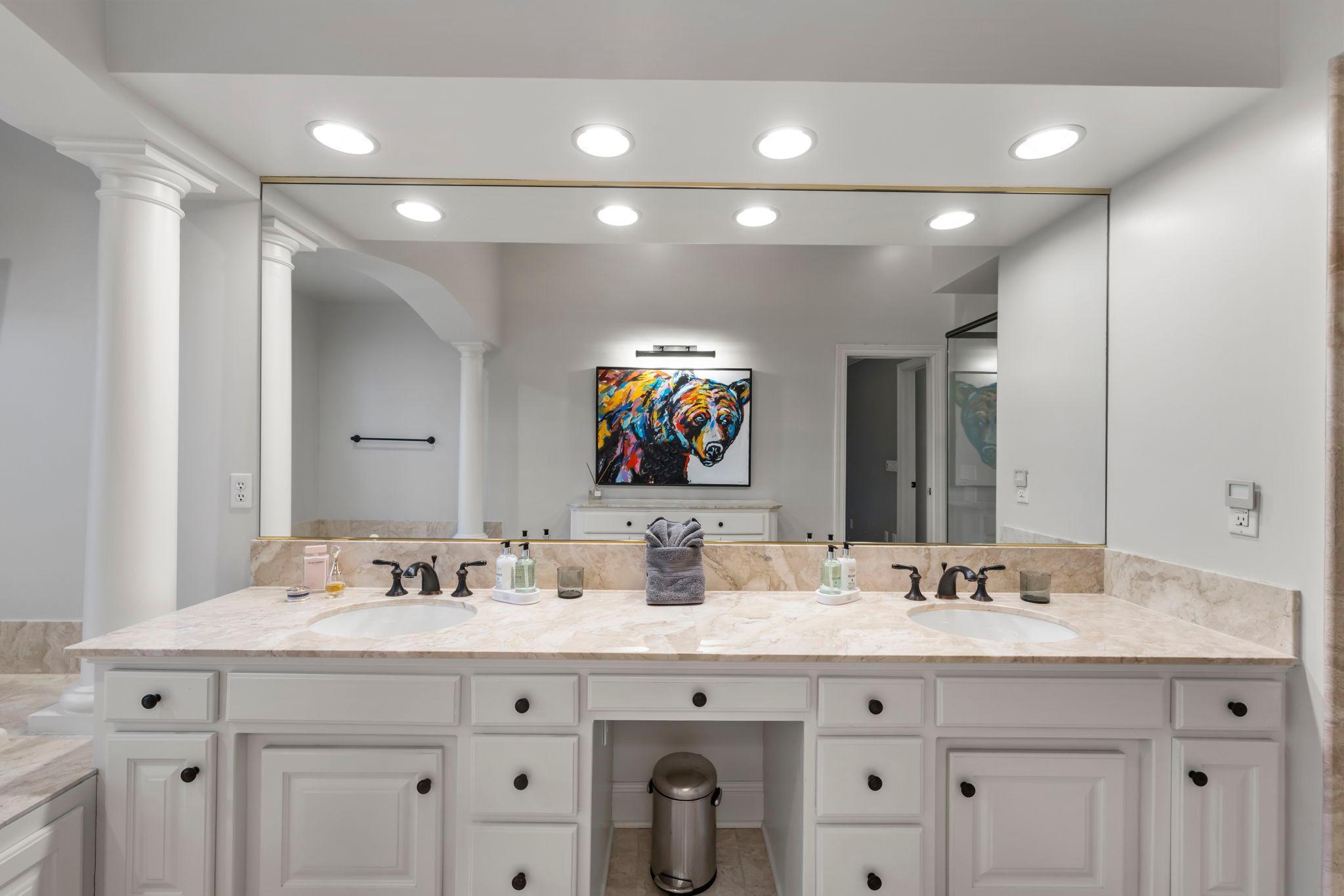 Eden Prairie, Minnesota, 55347, United States, 5 Bedrooms Bedrooms, ,6 BathroomsBathrooms,Residential,Active,1997621