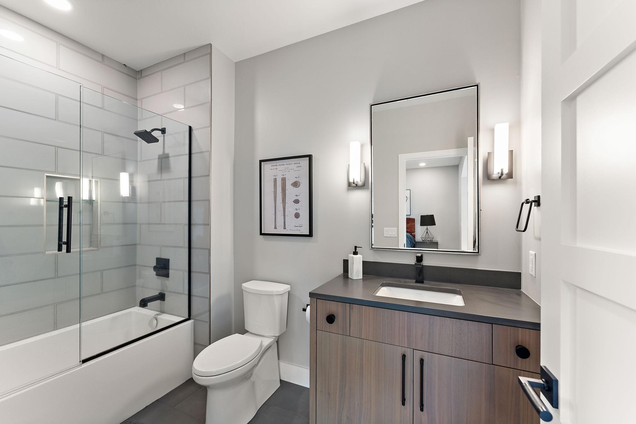 Wayzata, Minnesota, 55391, United States, 8 Bedrooms Bedrooms, ,11 BathroomsBathrooms,Residential,Active,1959932