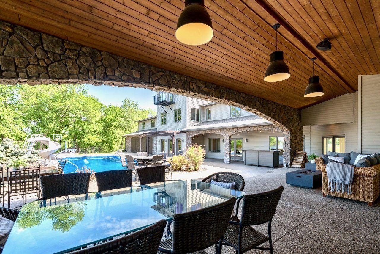 Elysian, Minnesota, 56028, United States, 6 Bedrooms Bedrooms, ,6 BathroomsBathrooms,Residential,Active,1831792
