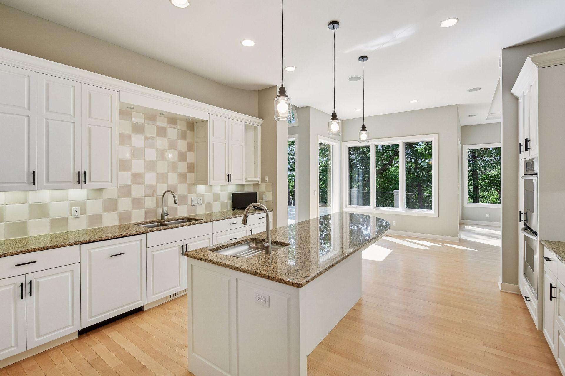 Minneapolis, Minnesota, 55439, United States, 5 Bedrooms Bedrooms, ,5 BathroomsBathrooms,Residential,Active,1944273