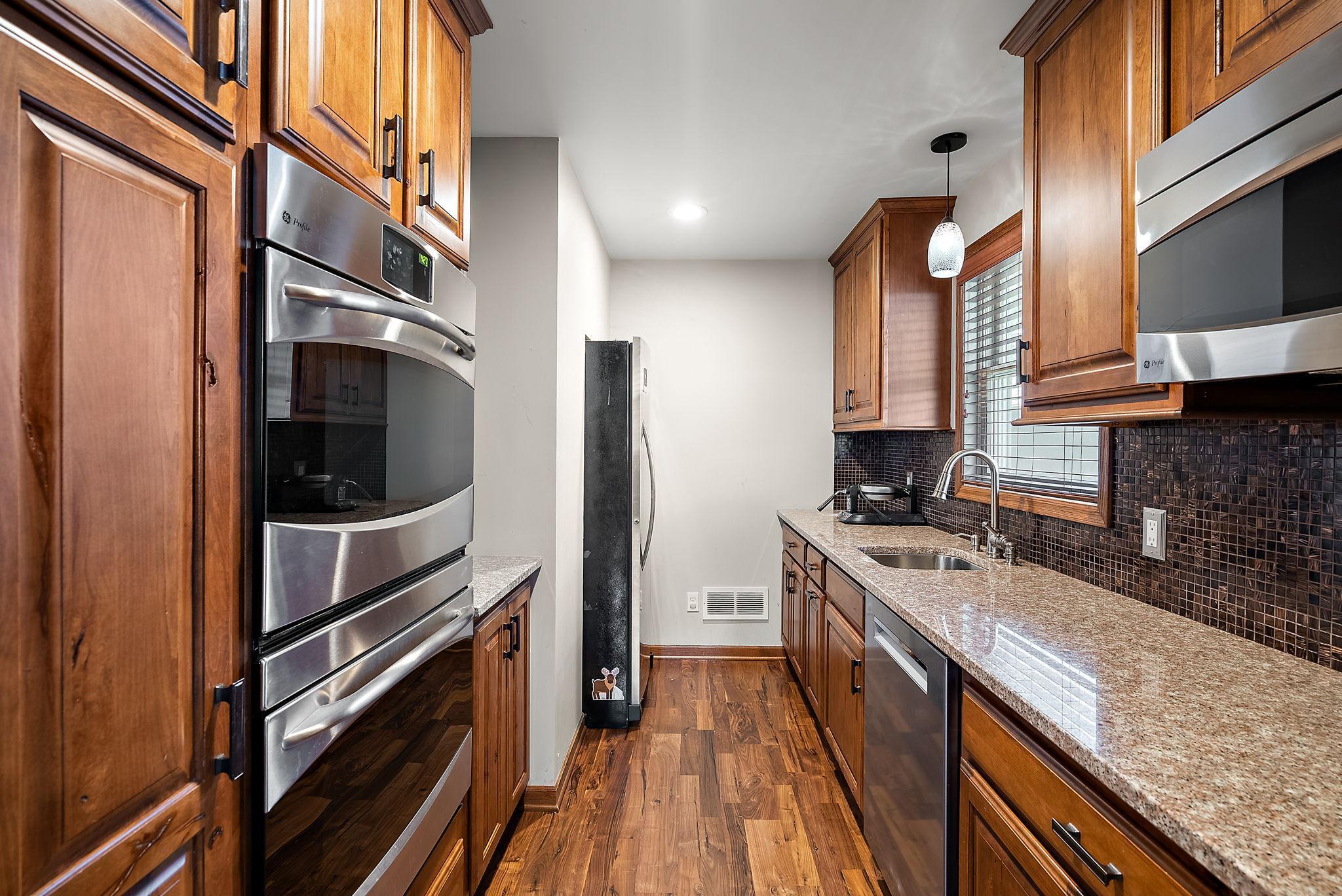 Minneapolis, Minnesota, 55424, United States, 5 Bedrooms Bedrooms, ,6 BathroomsBathrooms,Residential,Active,1936394