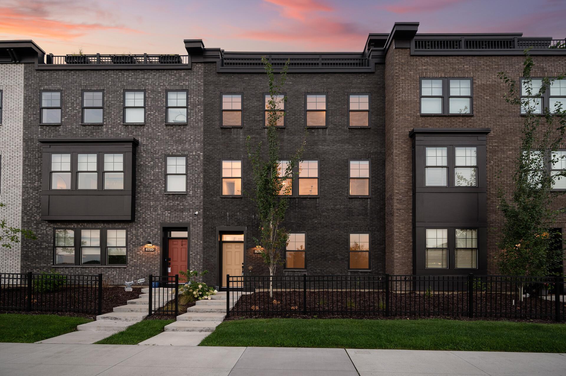 Saint Paul, Minnesota, 55116, United States, 4 Bedrooms Bedrooms, ,4 BathroomsBathrooms,Residential,Active,2003561