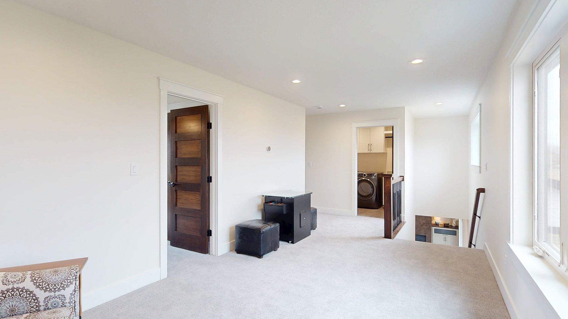 Rochester, Minnesota, 55901, United States, ,4 BathroomsBathrooms,Residential,Active,1853238