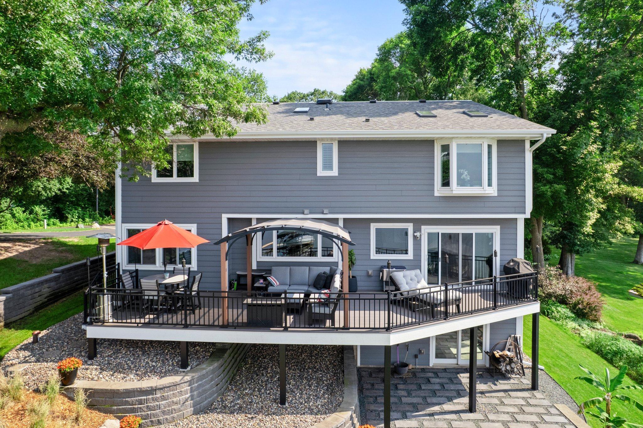 Saint Paul, Minnesota, 55126, United States, 4 Bedrooms Bedrooms, ,4 BathroomsBathrooms,Residential,Active,2027818