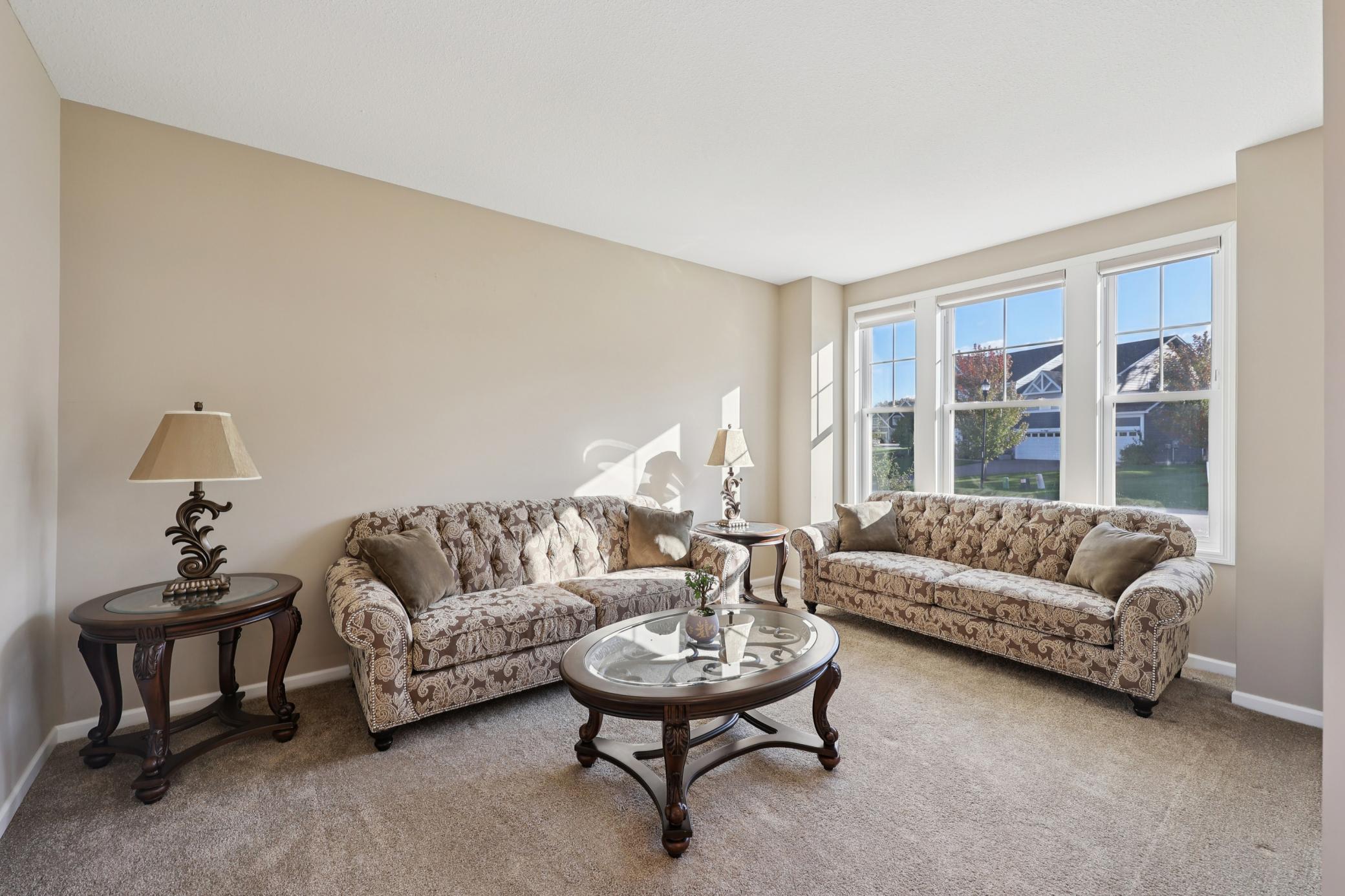 Eden Prairie, Minnesota, 55347, United States, 5 Bedrooms Bedrooms, ,6 BathroomsBathrooms,Residential,Active,2006884