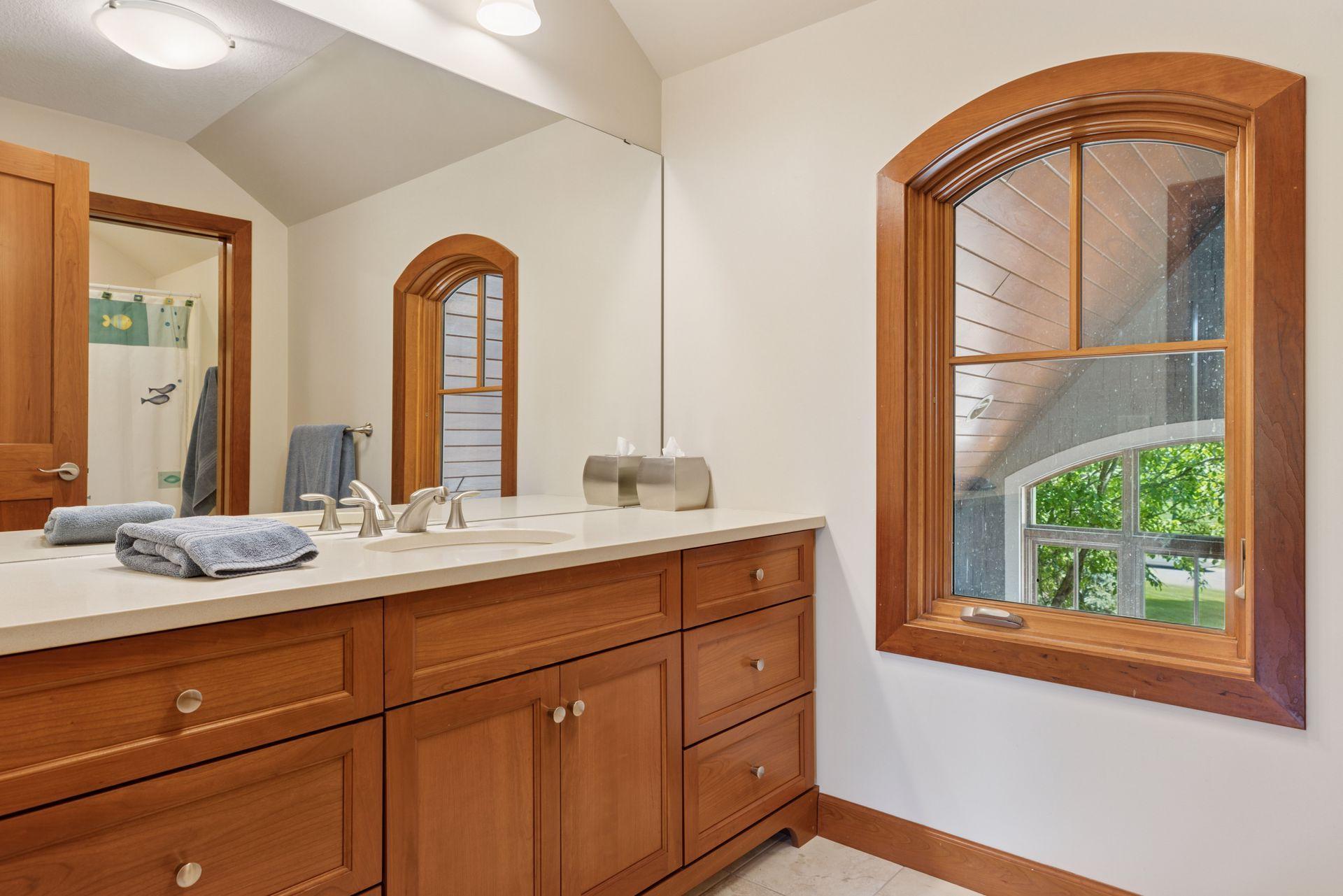 Lake Elmo, Minnesota, 55042, United States, 5 Bedrooms Bedrooms, ,5 BathroomsBathrooms,Residential,Active,1843876