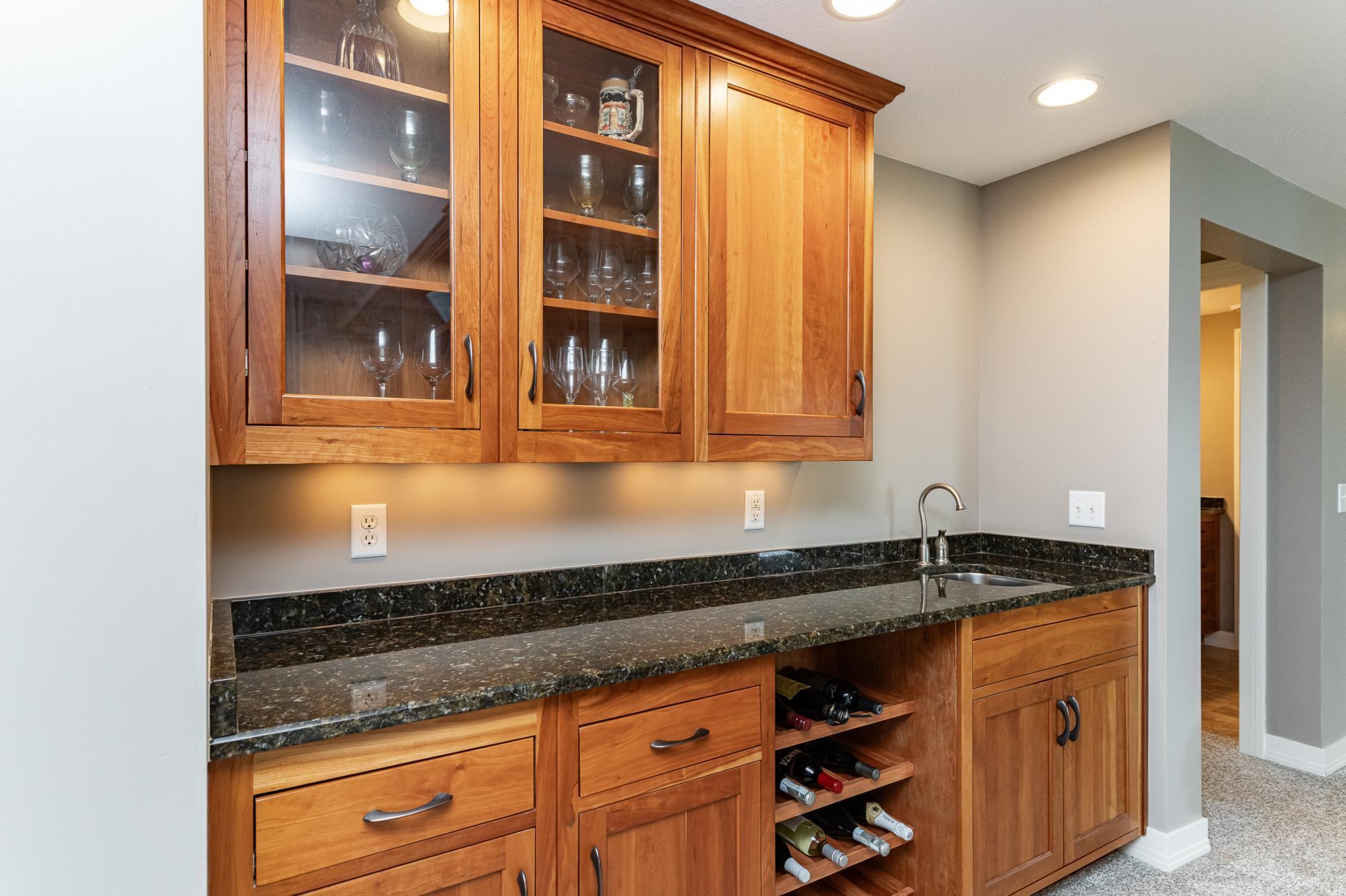 Rochester, Minnesota, 55902, United States, 6 Bedrooms Bedrooms, ,4 BathroomsBathrooms,Residential,Active,1888994