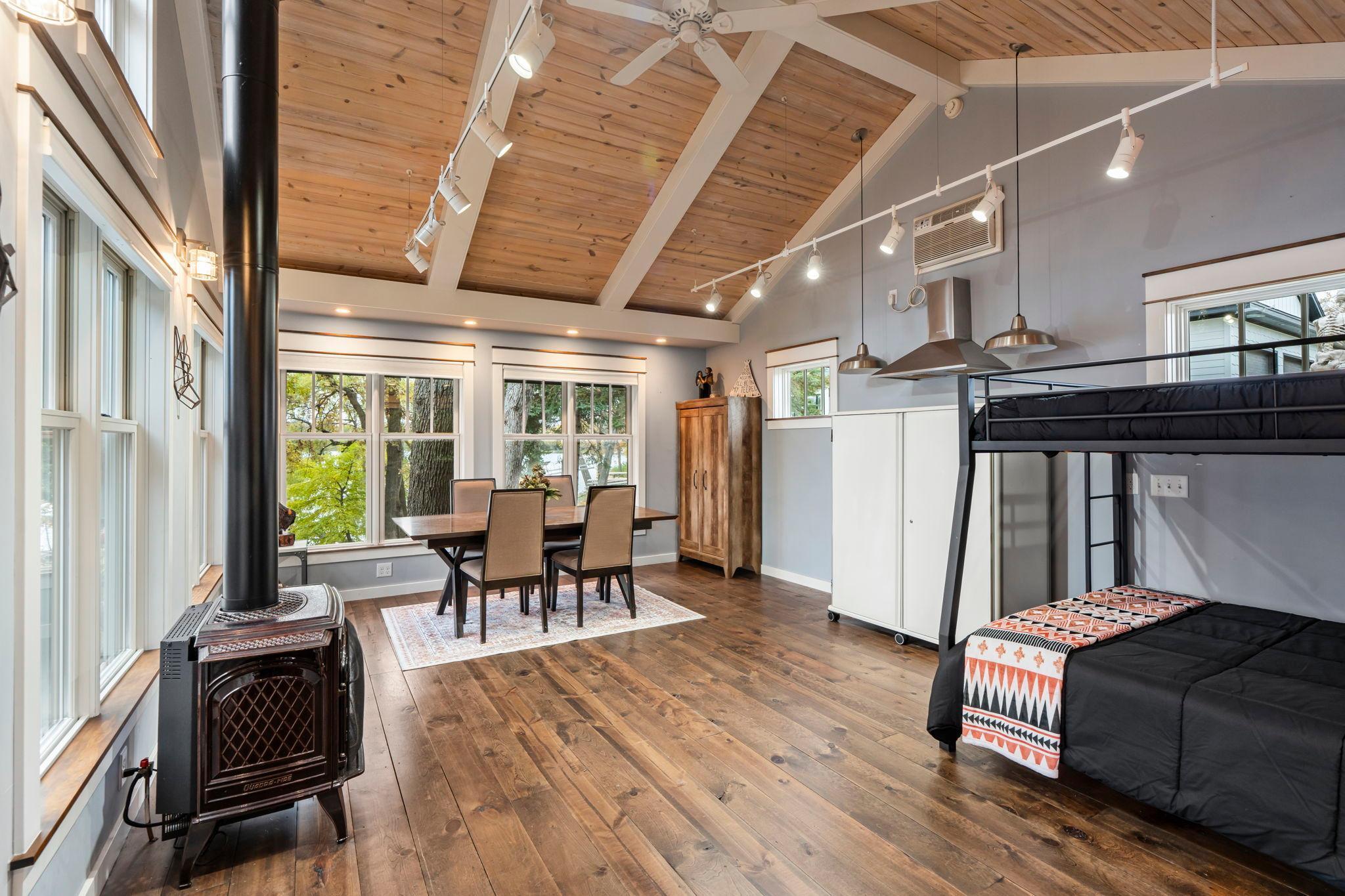 Arden Hills, Minnesota, 55112, United States, 4 Bedrooms Bedrooms, ,3 BathroomsBathrooms,Residential,Active,1973290