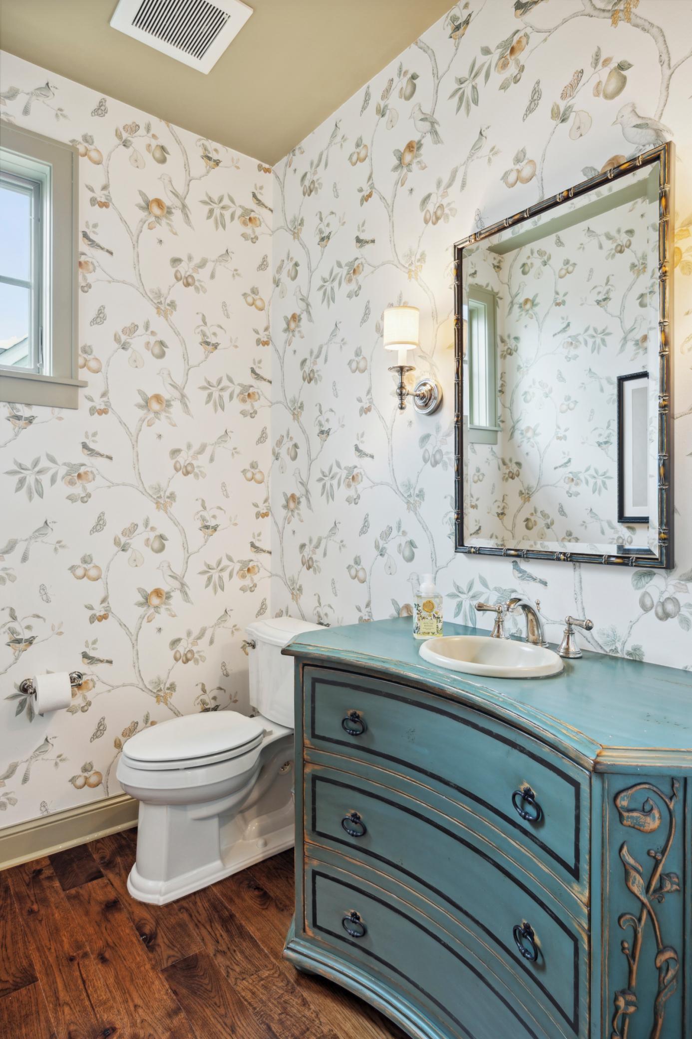 Wayzata, Minnesota, 55391, United States, 3 Bedrooms Bedrooms, ,4 BathroomsBathrooms,Residential,Active,1764465