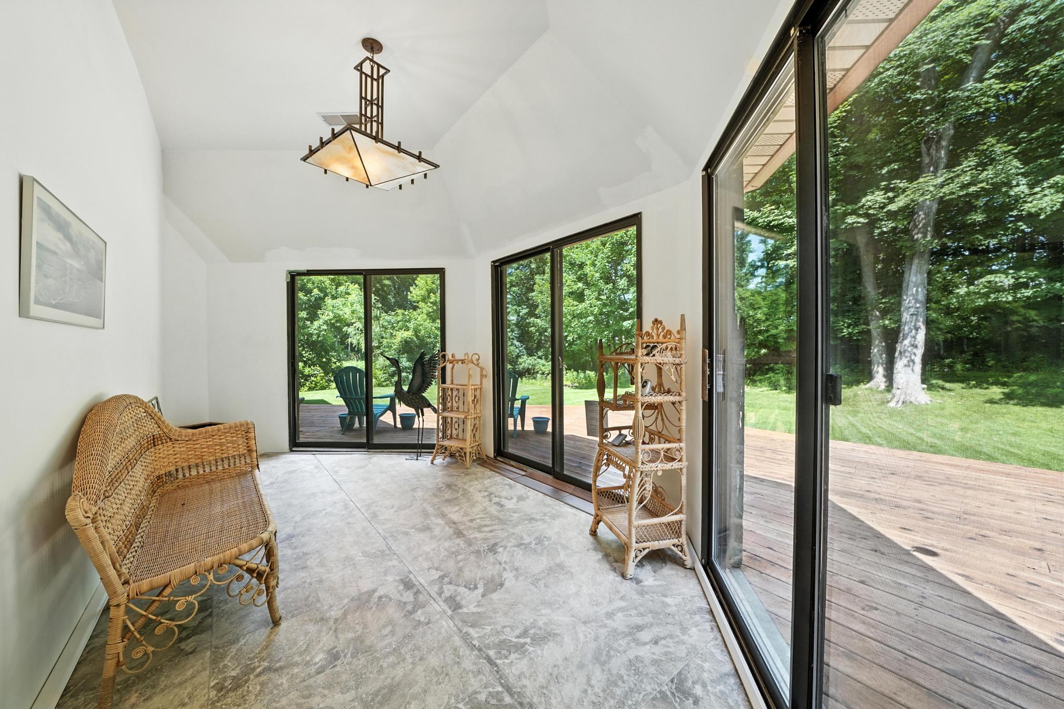 Orono, Minnesota, 55391, United States, 4 Bedrooms Bedrooms, ,3 BathroomsBathrooms,Residential,Active,1999170