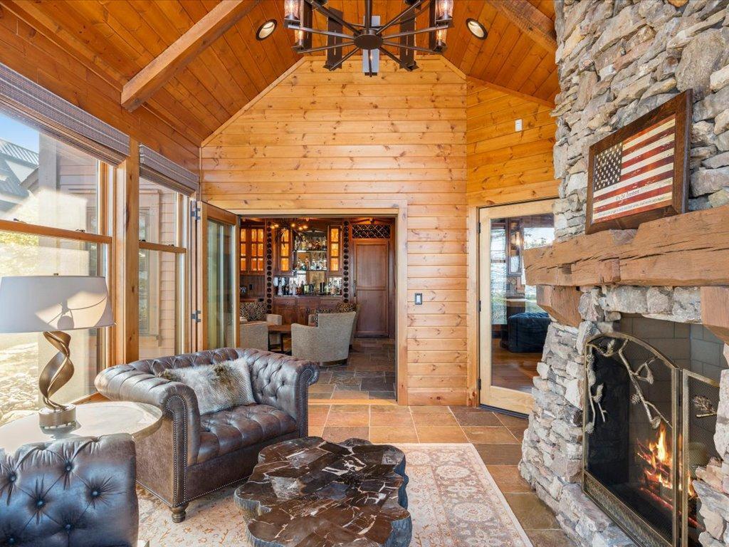 Brainerd, Minnesota, 56401, United States, 5 Bedrooms Bedrooms, ,5 BathroomsBathrooms,Residential,Active,1762863