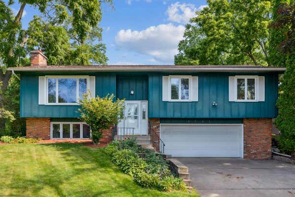 2751 CHISHOLM AVE, SAINT PAUL, MN 55109 - Image 1