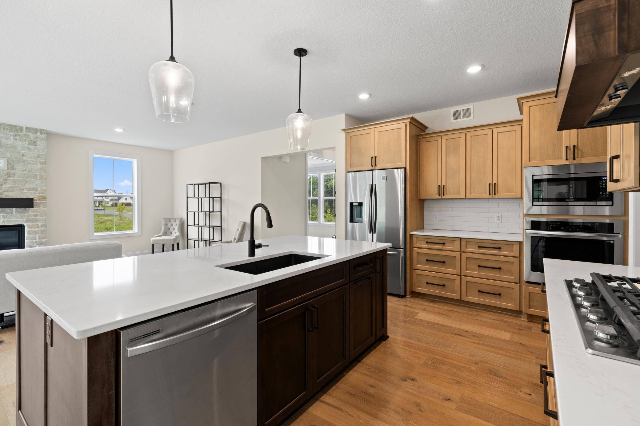 Lake Elmo, Minnesota, 55042, United States, 5 Bedrooms Bedrooms, ,5 BathroomsBathrooms,Residential,Active,1899902
