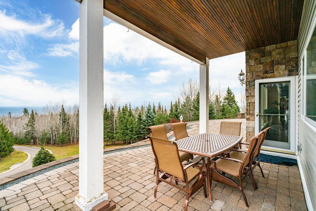 Two Harbors, Minnesota, 55616, United States, ,2 BathroomsBathrooms,Residential,Active,1849512