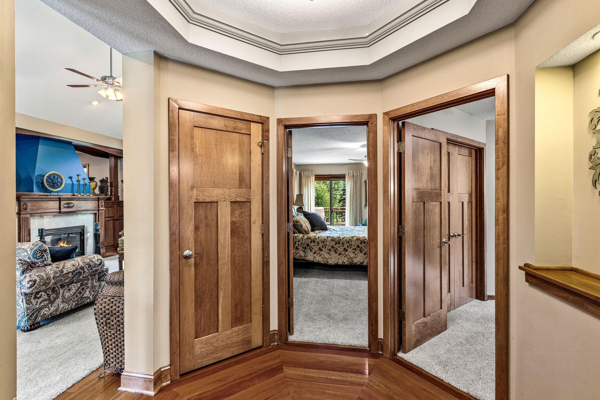 Rogers, Minnesota, 55374, United States, 5 Bedrooms Bedrooms, ,5 BathroomsBathrooms,Residential,Active,1914592