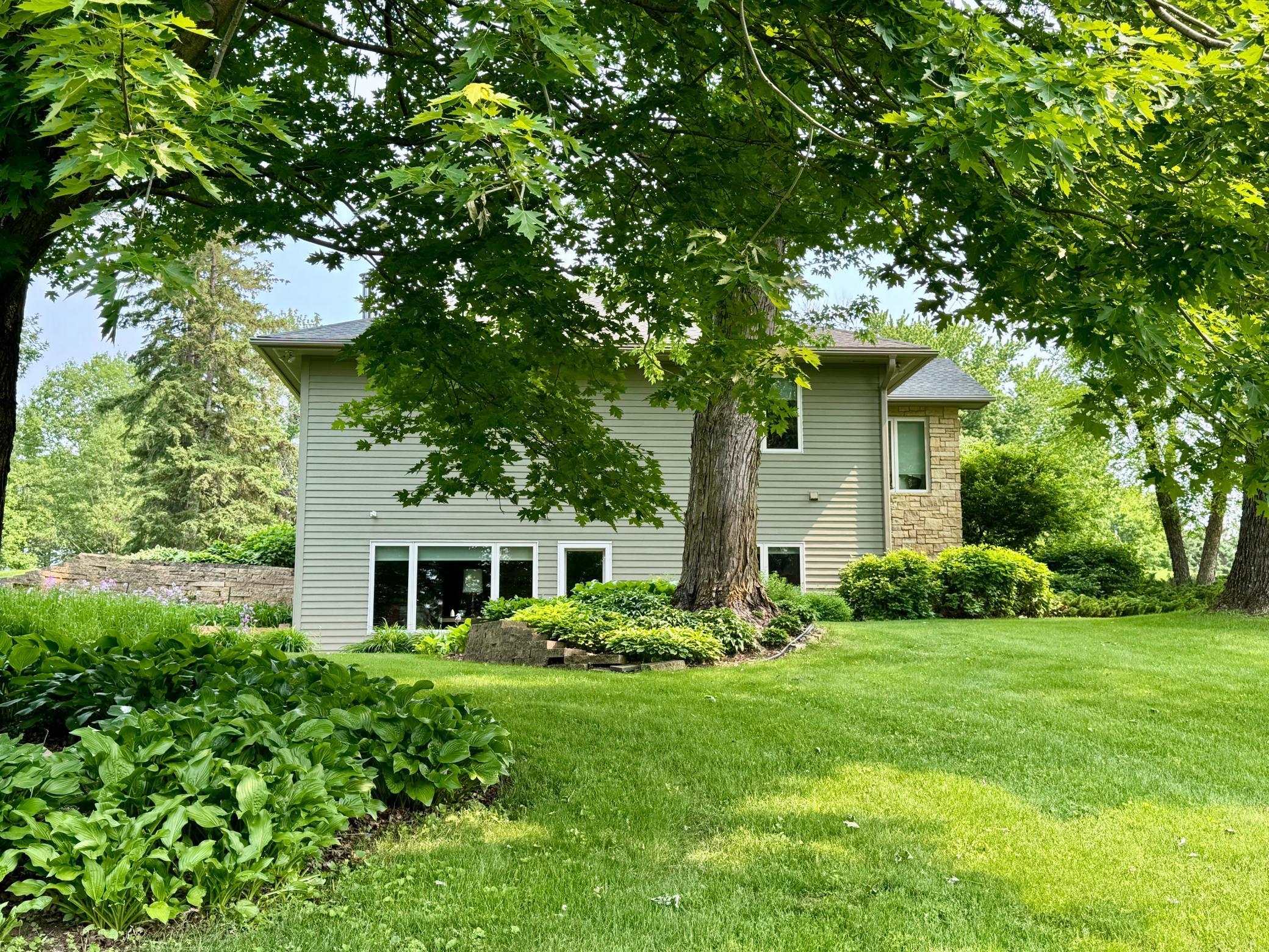 Northfield, Minnesota, 55057, United States, 3 Bedrooms Bedrooms, ,3 BathroomsBathrooms,Residential,Active,1920261