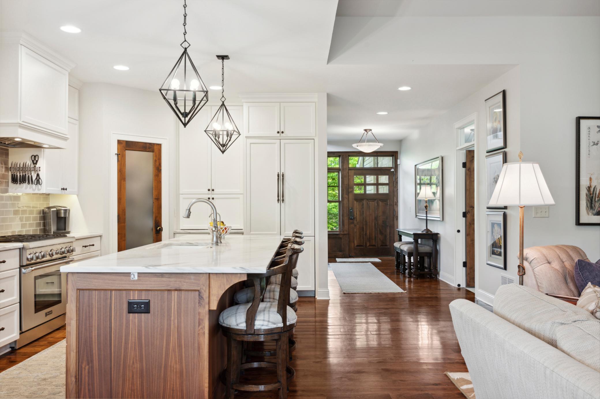 Wayzata, Minnesota, 55391, United States, 3 Bedrooms Bedrooms, ,4 BathroomsBathrooms,Residential,Active,1764465