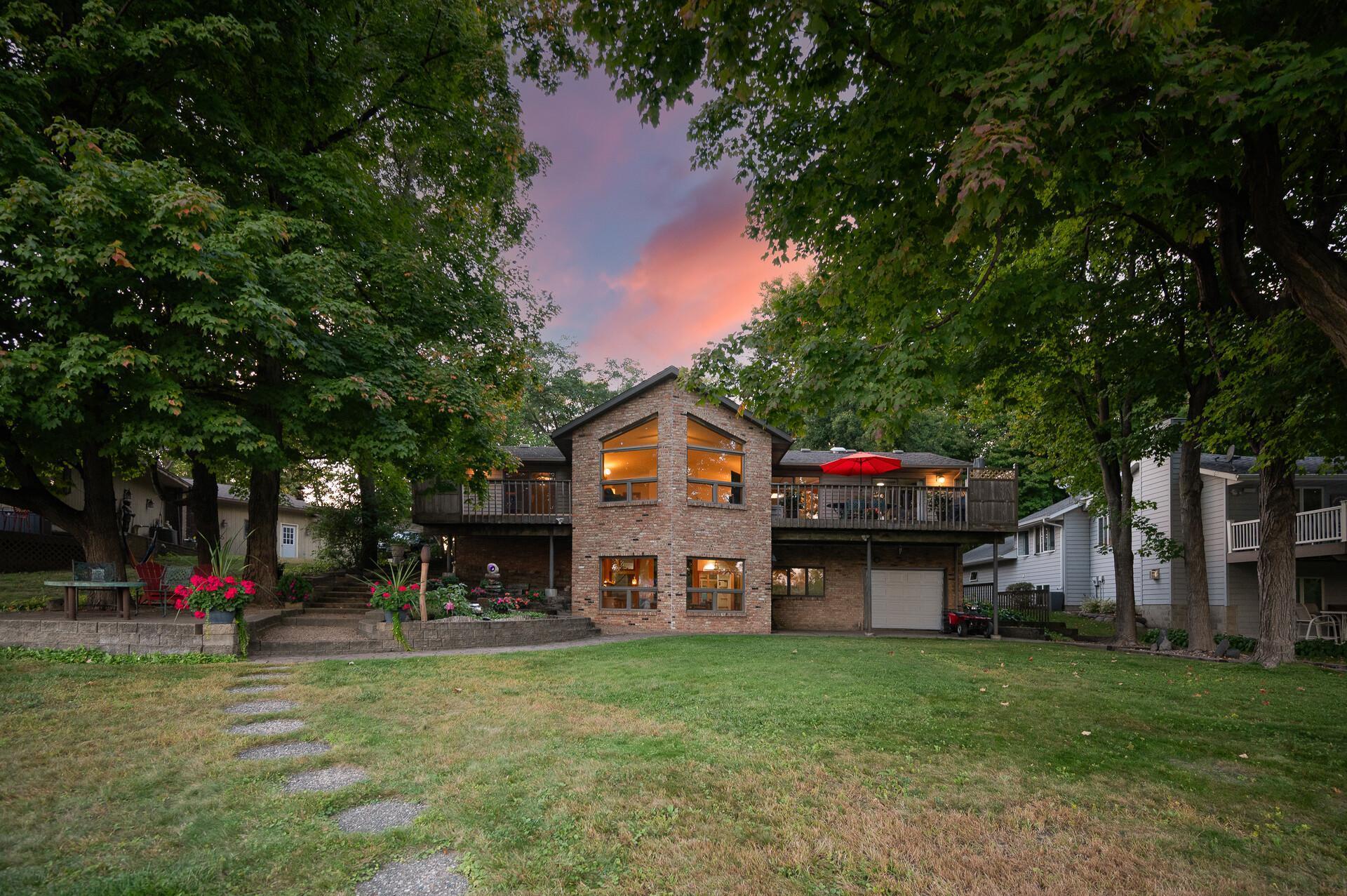 Excelsior, Minnesota, 55331, United States, 4 Bedrooms Bedrooms, ,5 BathroomsBathrooms,Residential,Active,2017105