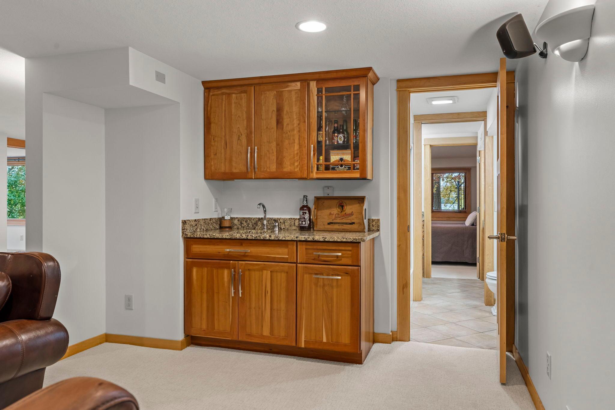 Arden Hills, Minnesota, 55112, United States, 4 Bedrooms Bedrooms, ,3 BathroomsBathrooms,Residential,Active,1973290