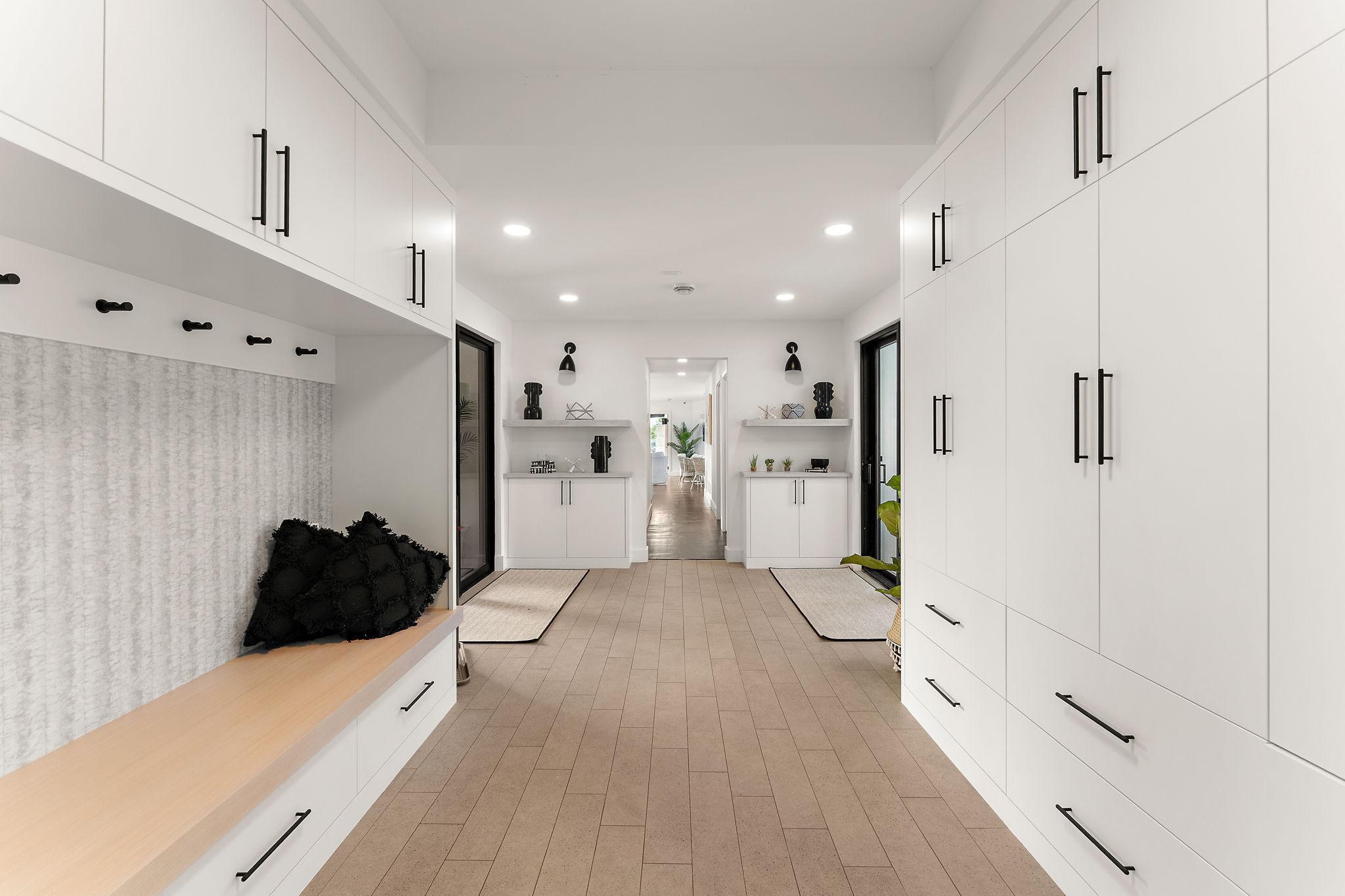 Wayzata, Minnesota, 55391, United States, 8 Bedrooms Bedrooms, ,11 BathroomsBathrooms,Residential,Active,1959932