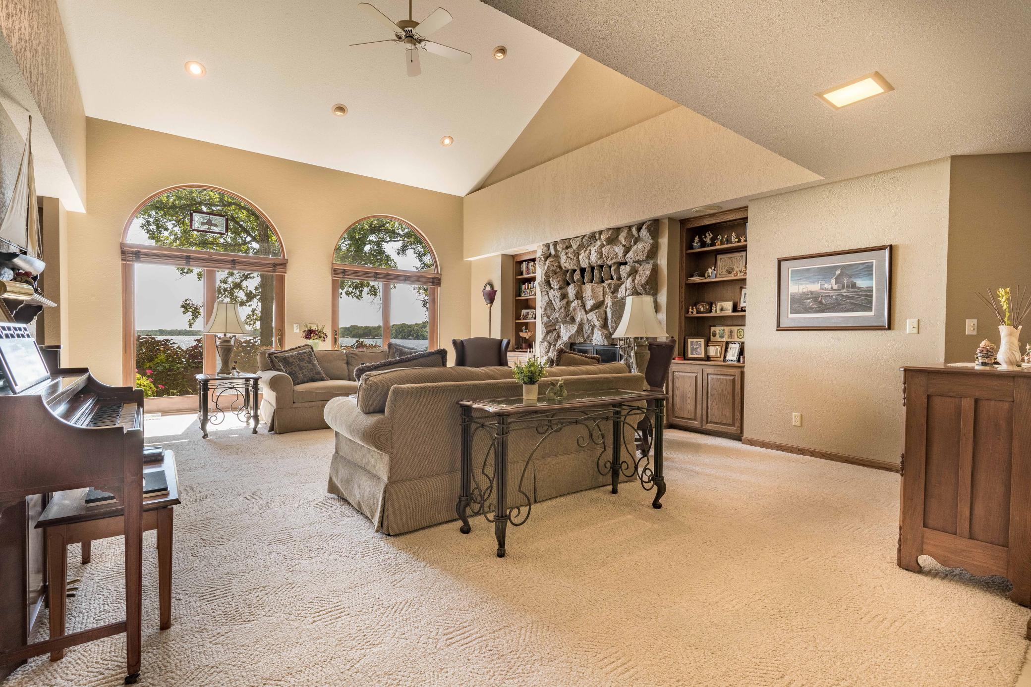 Alexandria, Minnesota, 56308, United States, 4 Bedrooms Bedrooms, ,6 BathroomsBathrooms,Residential,Active,1964256