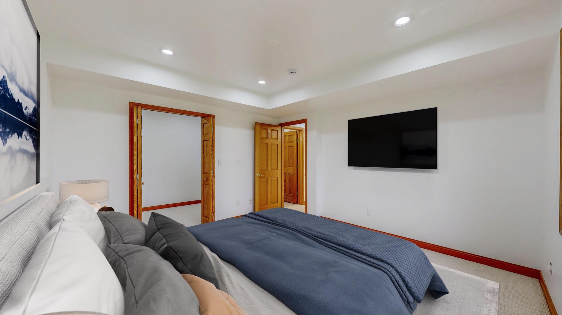 Rochester, Minnesota, 55902, United States, 5 Bedrooms Bedrooms, ,4 BathroomsBathrooms,Residential,Active,1902957