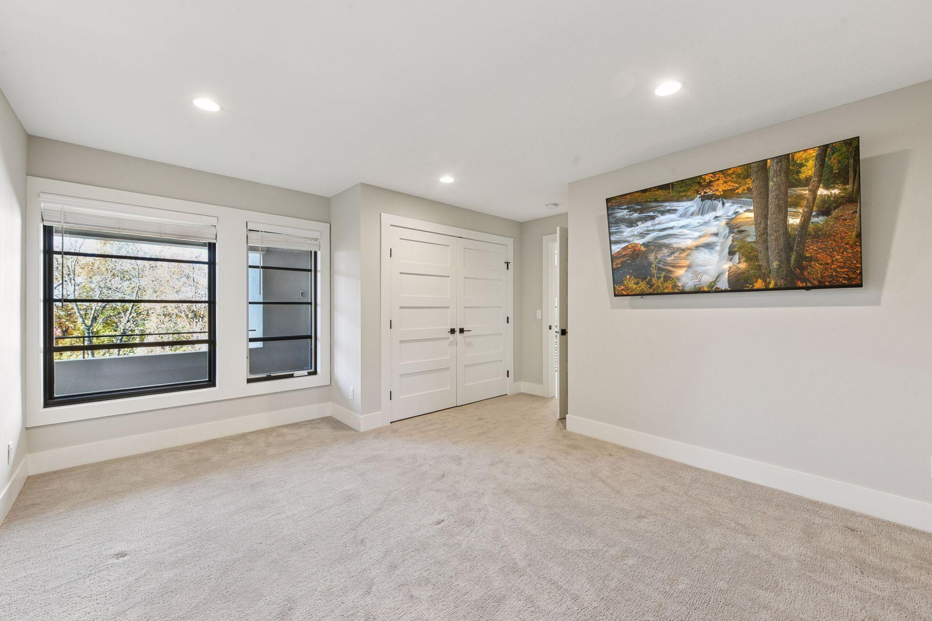 Minneapolis, Minnesota, 55439, United States, 5 Bedrooms Bedrooms, ,6 BathroomsBathrooms,Residential,Active,1987211