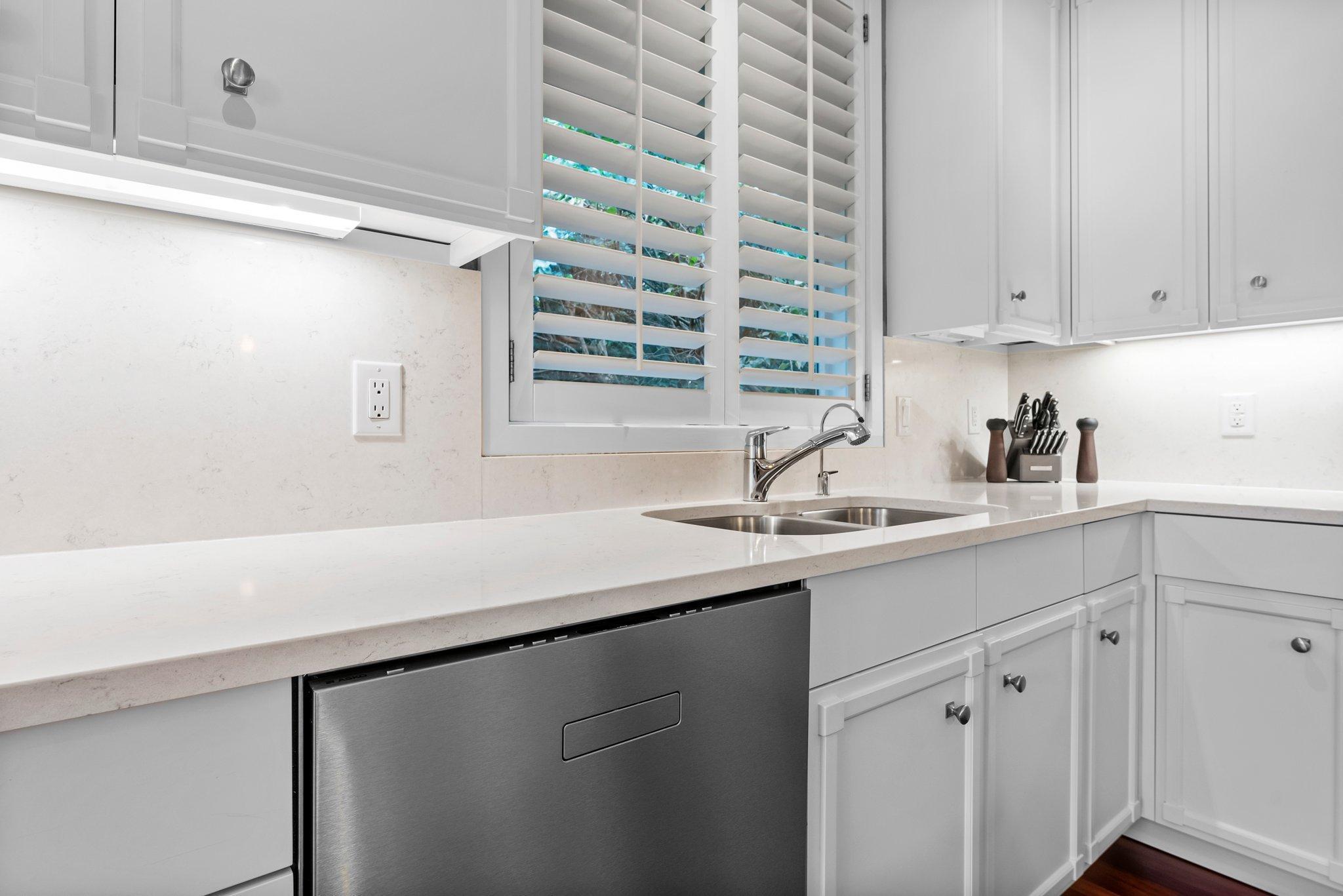 Eden Prairie, Minnesota, 55347, United States, ,4 BathroomsBathrooms,Residential,Active,1764072