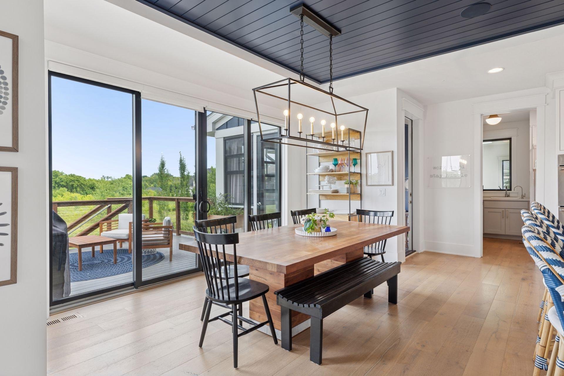 Woodbury, Minnesota, 55129, United States, 6 Bedrooms Bedrooms, ,6 BathroomsBathrooms,Residential,Active,1871286