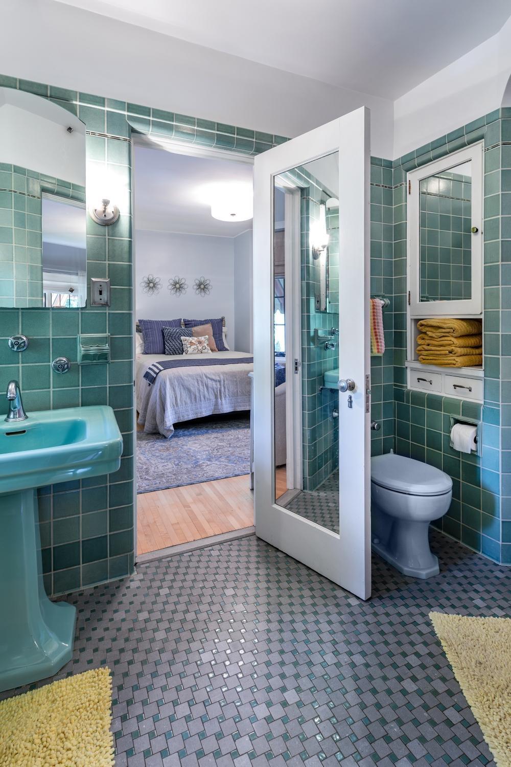 Winona, Minnesota, 55987, United States, 6 Bedrooms Bedrooms, ,6 BathroomsBathrooms,Residential,Active,1926925