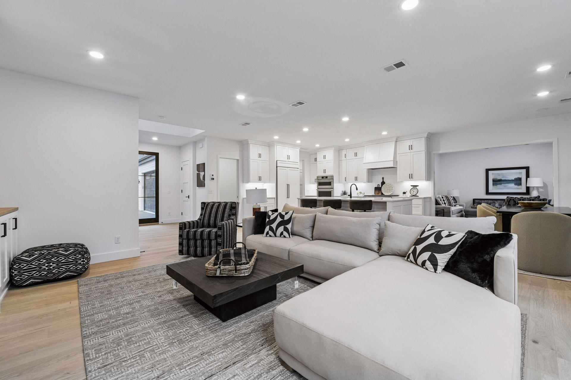 Excelsior, Minnesota, 55331, United States, 5 Bedrooms Bedrooms, ,4 BathroomsBathrooms,Residential,Active,1926701