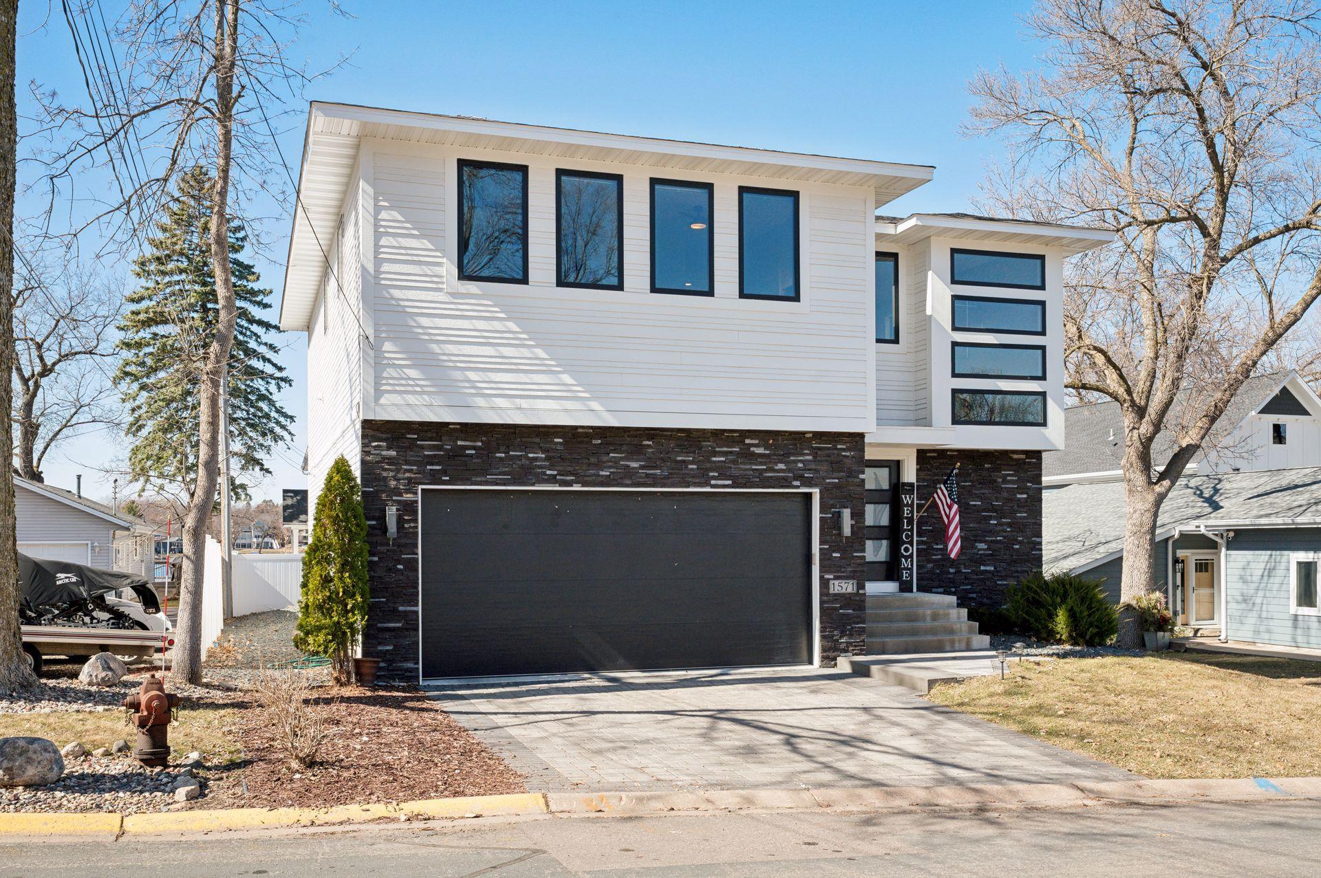 Mound, Minnesota, 55364, United States, 4 Bedrooms Bedrooms, ,4 BathroomsBathrooms,Residential,Active,1972161