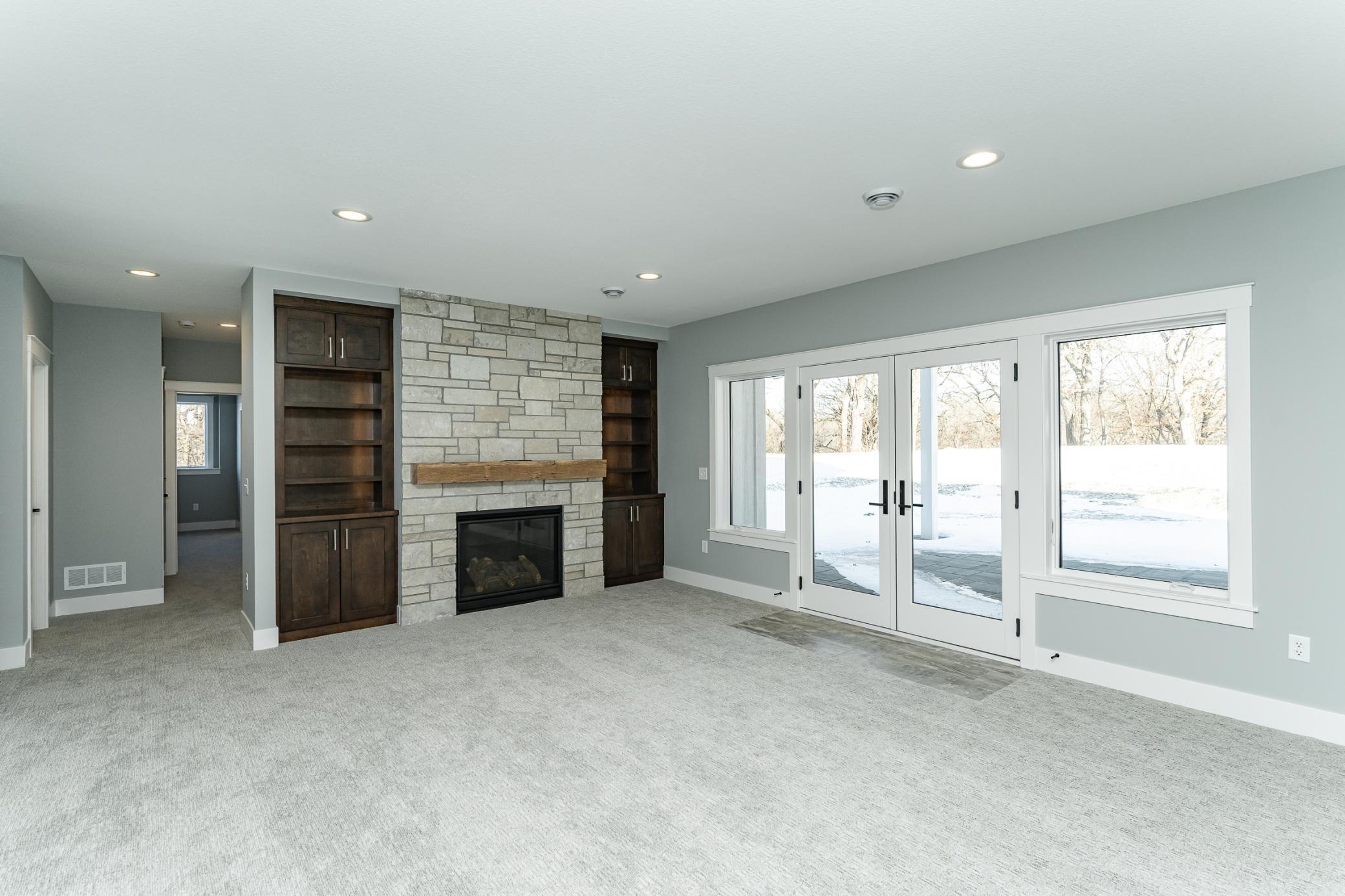 Rochester, Minnesota, 55902, United States, 5 Bedrooms Bedrooms, ,6 BathroomsBathrooms,Residential,Active,1892599