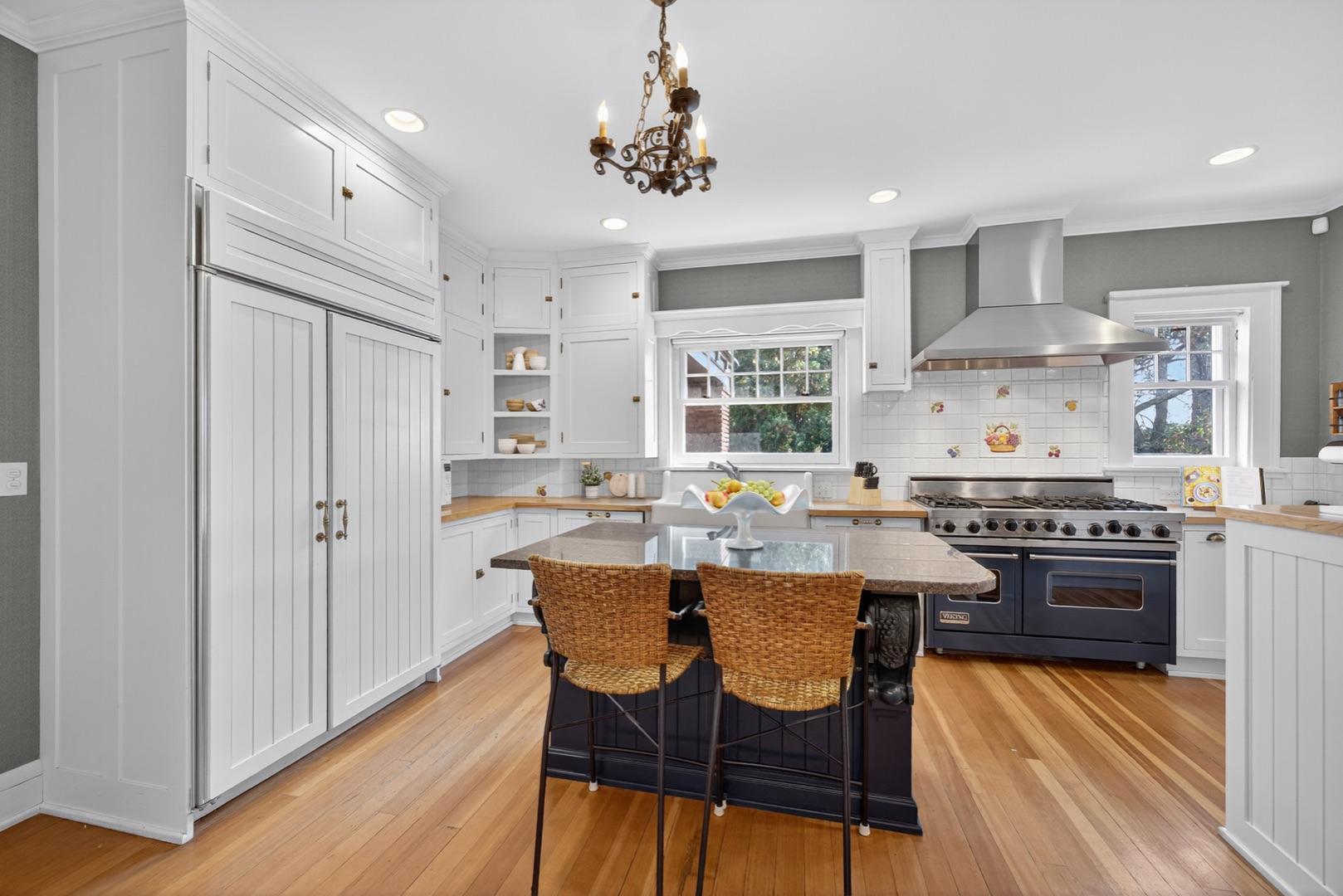 Rochester, Minnesota, 55902, United States, 7 Bedrooms Bedrooms, ,7 BathroomsBathrooms,Residential,Active,1973275