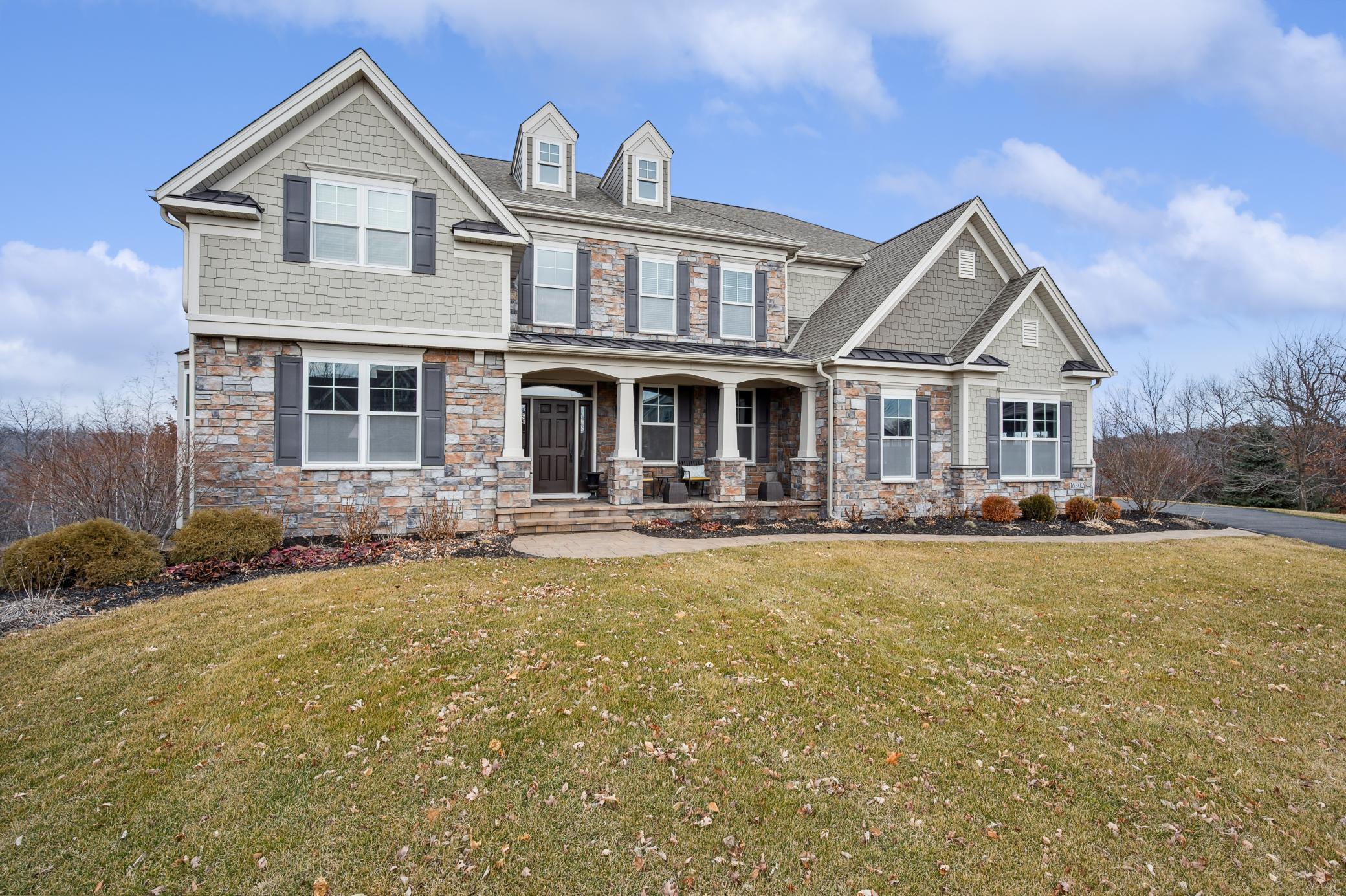 Eden Prairie, Minnesota, 55347, United States, 6 Bedrooms Bedrooms, ,7 BathroomsBathrooms,Residential,Active,1798012