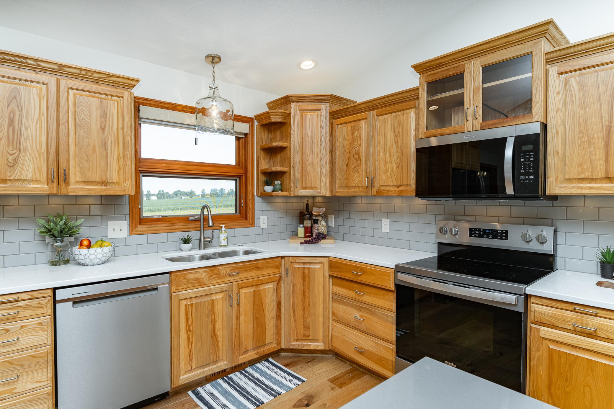 Rochester, Minnesota, 55902, United States, 5 Bedrooms Bedrooms, ,3 BathroomsBathrooms,Residential,Active,1894547