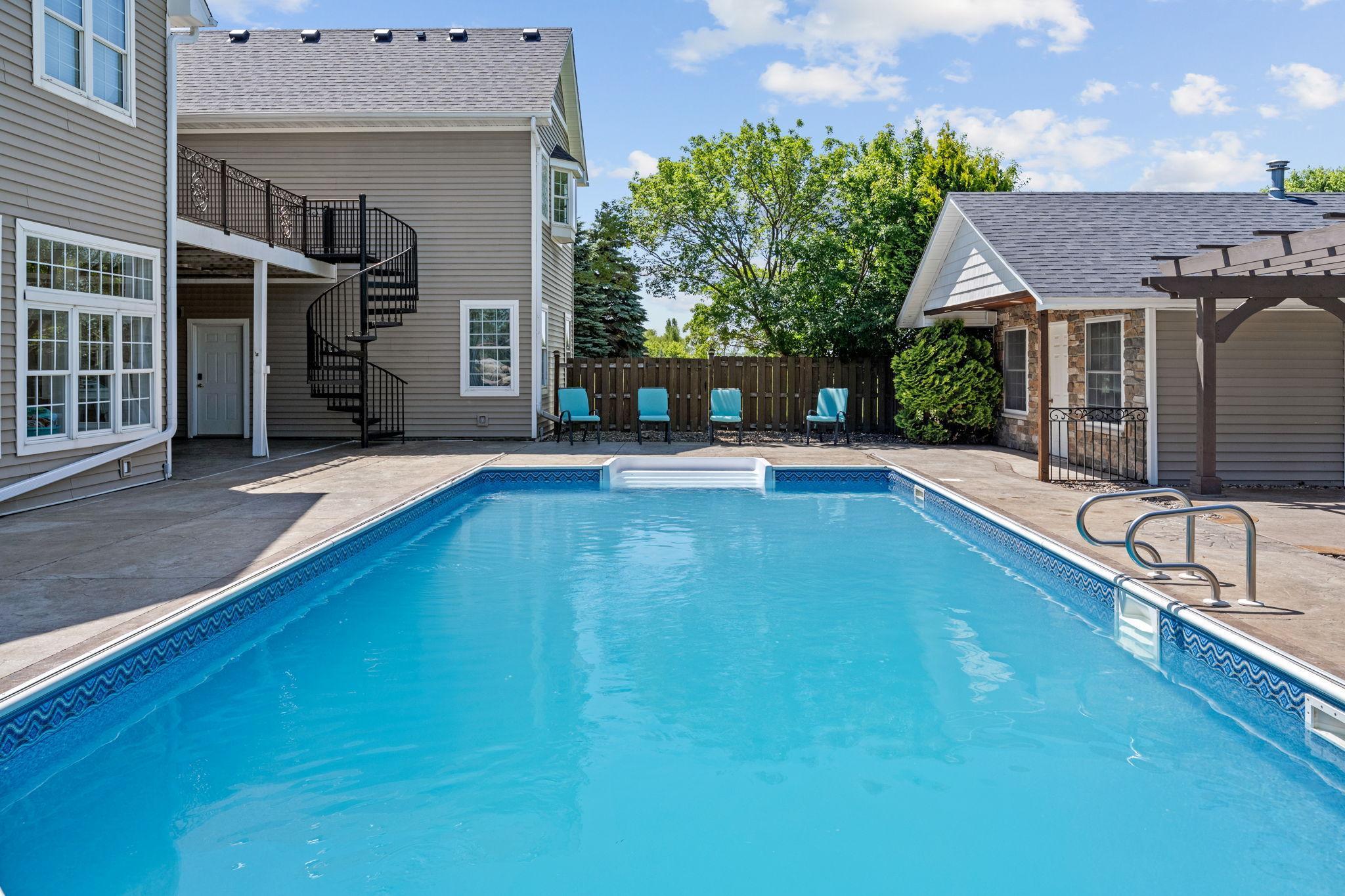 Elko, Minnesota, 55020, United States, 5 Bedrooms Bedrooms, ,5 BathroomsBathrooms,Residential,Active,1942358