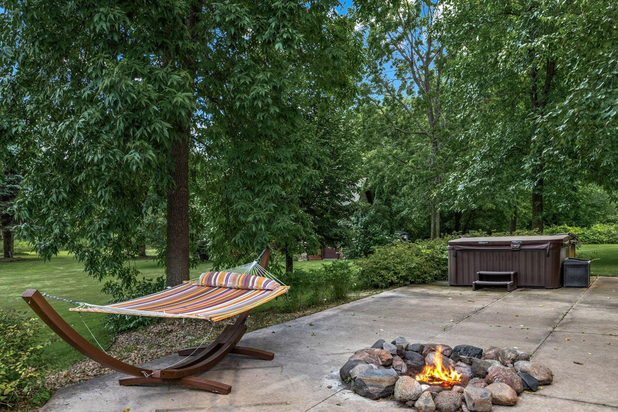 Rogers, Minnesota, 55374, United States, 5 Bedrooms Bedrooms, ,5 BathroomsBathrooms,Residential,Active,1914592