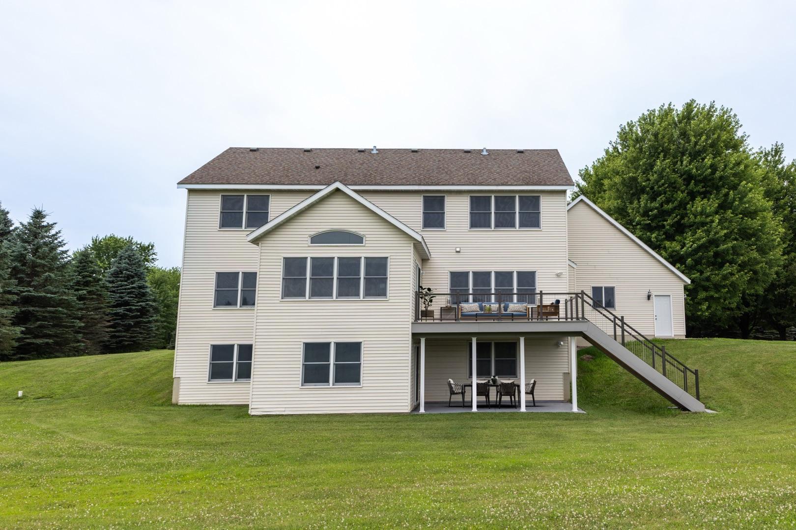 Rochester, Minnesota, 55902, United States, 5 Bedrooms Bedrooms, ,4 BathroomsBathrooms,Residential,Active,1902957