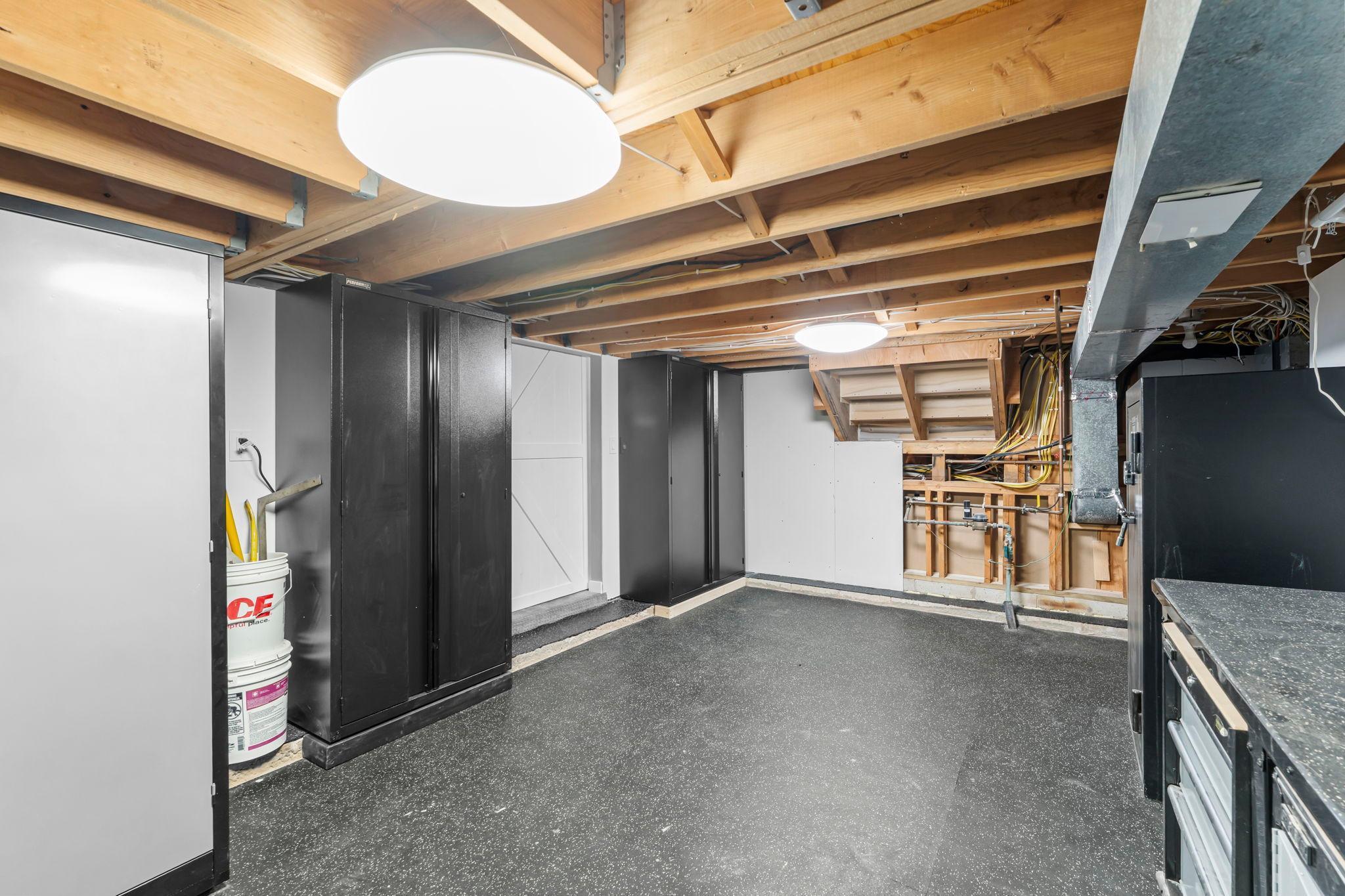 Saint Paul, Minnesota, 55126, United States, 4 Bedrooms Bedrooms, ,4 BathroomsBathrooms,Residential,Active,2027818