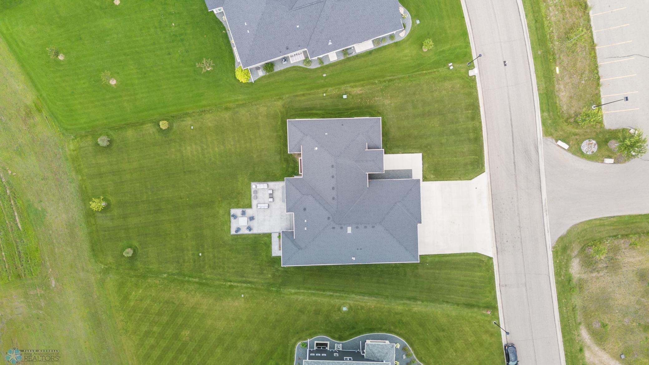 Oxbow, North Dakota, 58047, United States, 5 Bedrooms Bedrooms, ,3 BathroomsBathrooms,Residential,Active,1926894