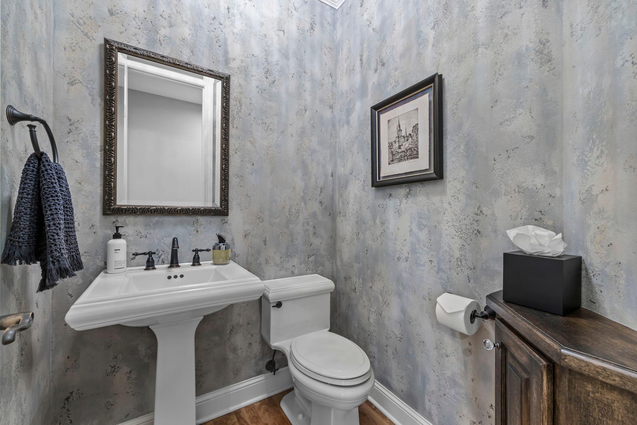 Eden Prairie, Minnesota, 55347, United States, 5 Bedrooms Bedrooms, ,6 BathroomsBathrooms,Residential,Active,1997621