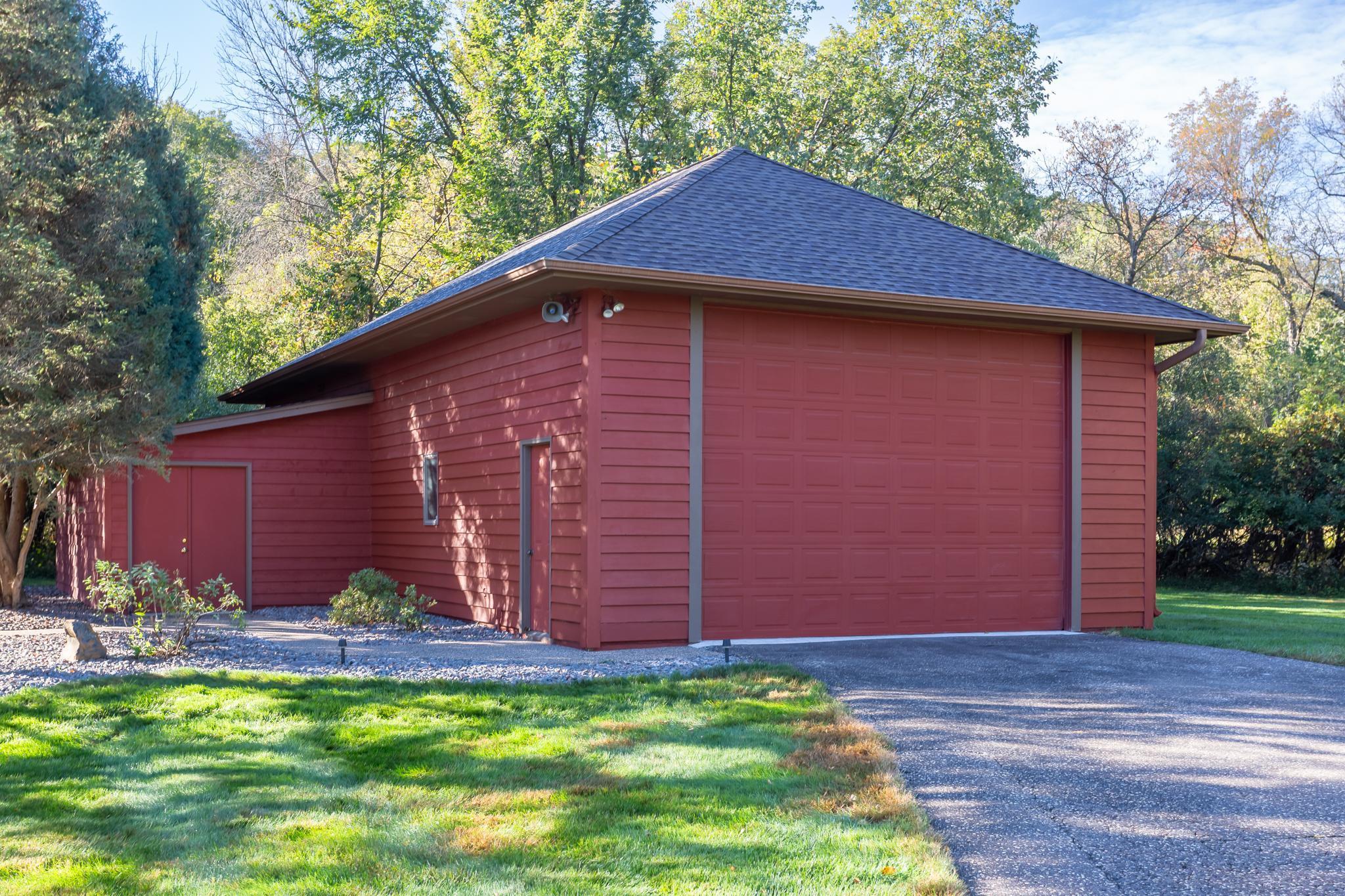 Afton, Minnesota, 55001, United States, 6 Bedrooms Bedrooms, ,6 BathroomsBathrooms,Residential,Active,1973262