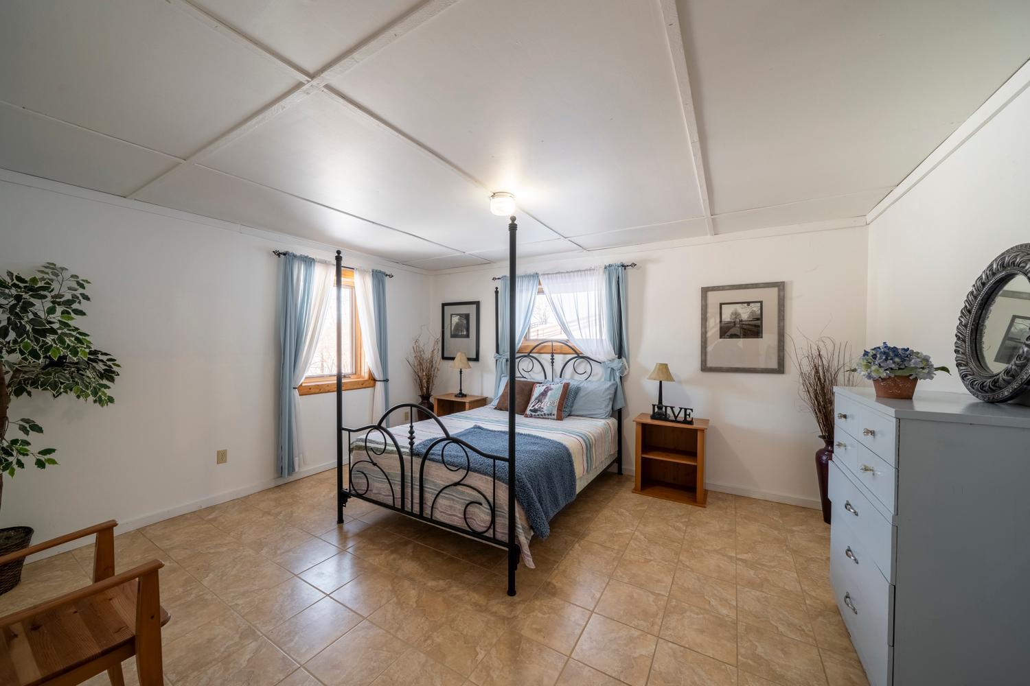 Detroit Lakes, Minnesota, 56501, United States, 3 Bedrooms Bedrooms, ,2 BathroomsBathrooms,Residential,Active,2017453