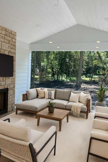 Excelsior, Minnesota, 55331, United States, 5 Bedrooms Bedrooms, ,4 BathroomsBathrooms,Residential,Active,1926701