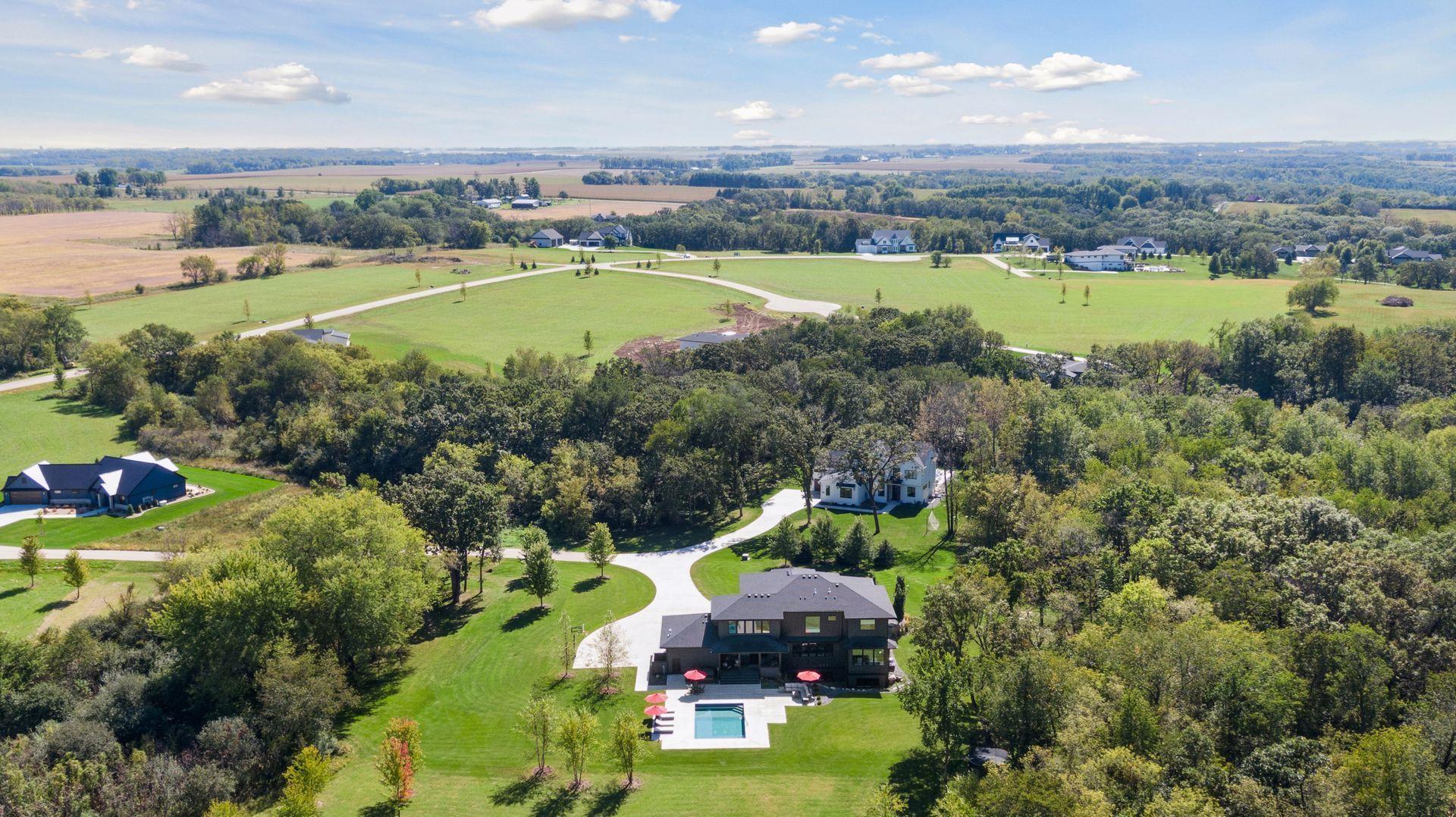 Rochester, Minnesota, 55902, United States, 4 Bedrooms Bedrooms, ,6 BathroomsBathrooms,Residential,Active,1953260