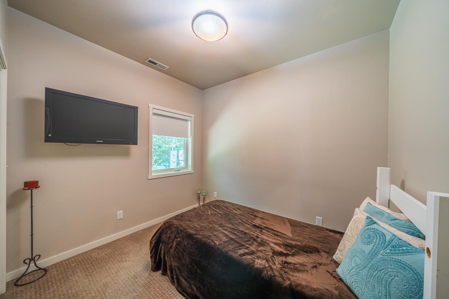 Pelican Rapids, Minnesota, 56572, United States, 5 Bedrooms Bedrooms, ,3 BathroomsBathrooms,Residential,Active,1927674